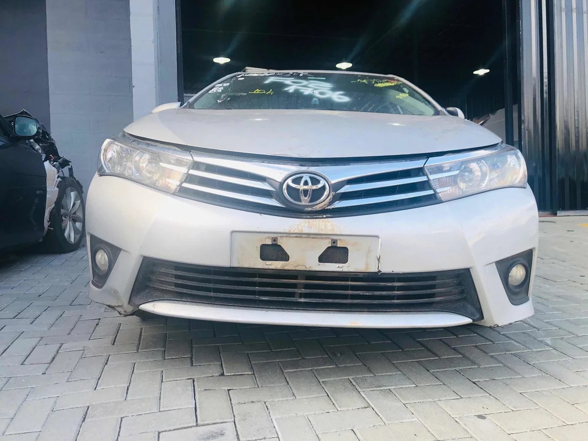 Sucata Toyota Corolla XEI 2018